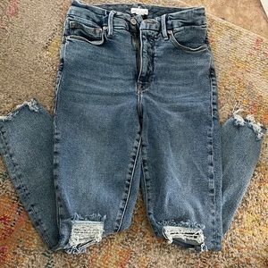 Good American, Sz 4, Blue 799, Frayed knees and hem